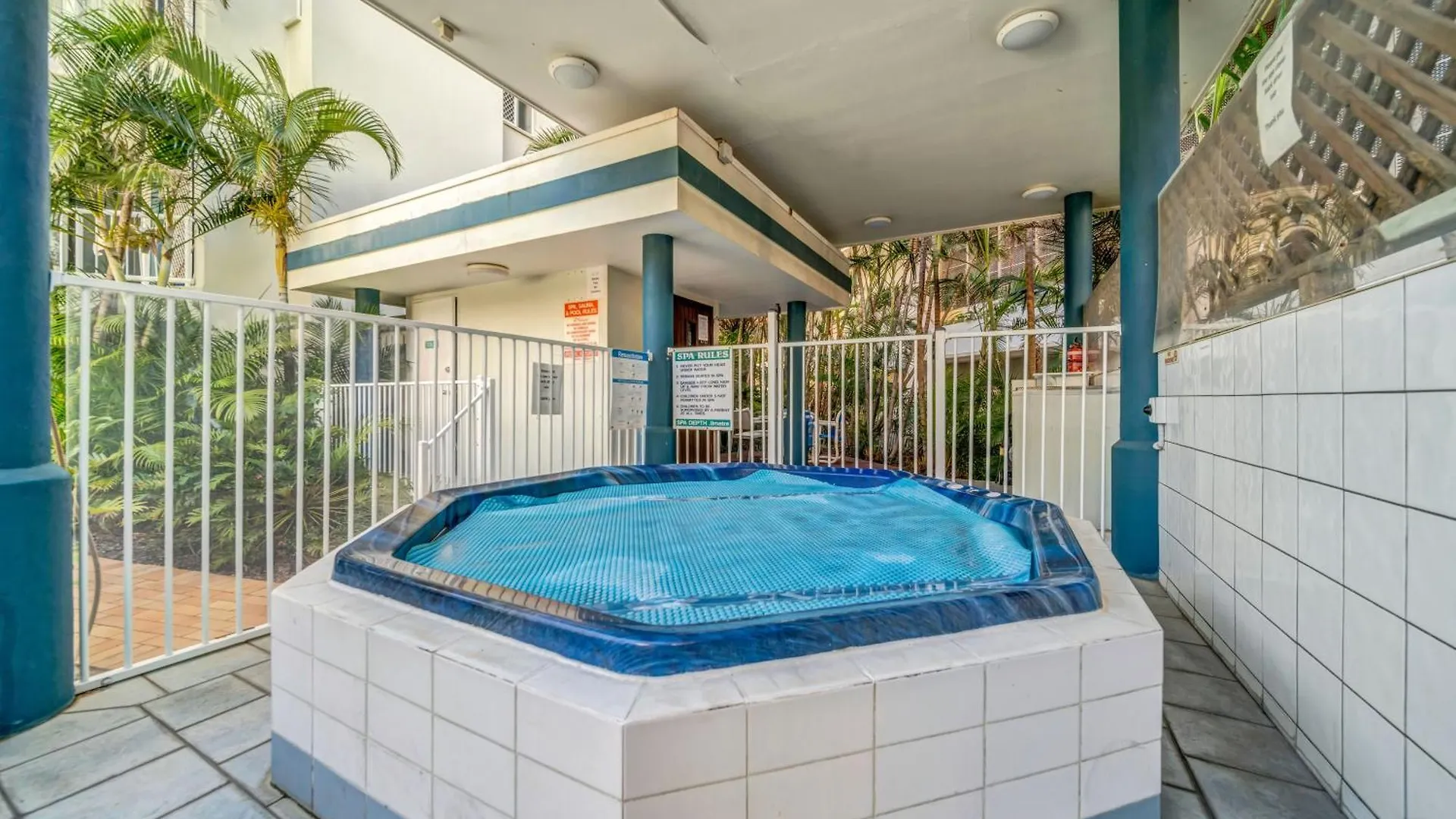 Santa Anne By The Sea Aparthotel Gold Coast